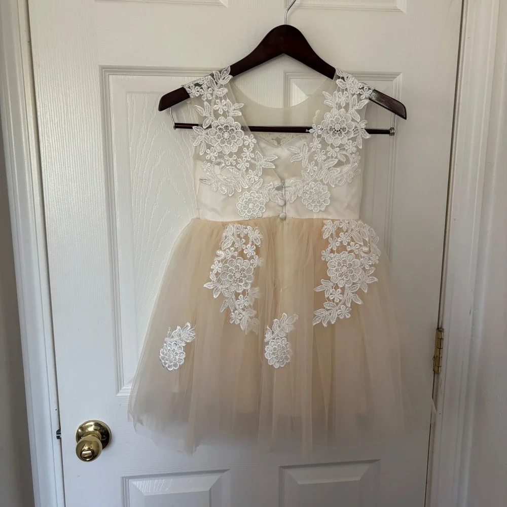 Girls‎ Floral Lace Tulle Flower Girl Dress Champagne Peach Sleeveless Party Gown